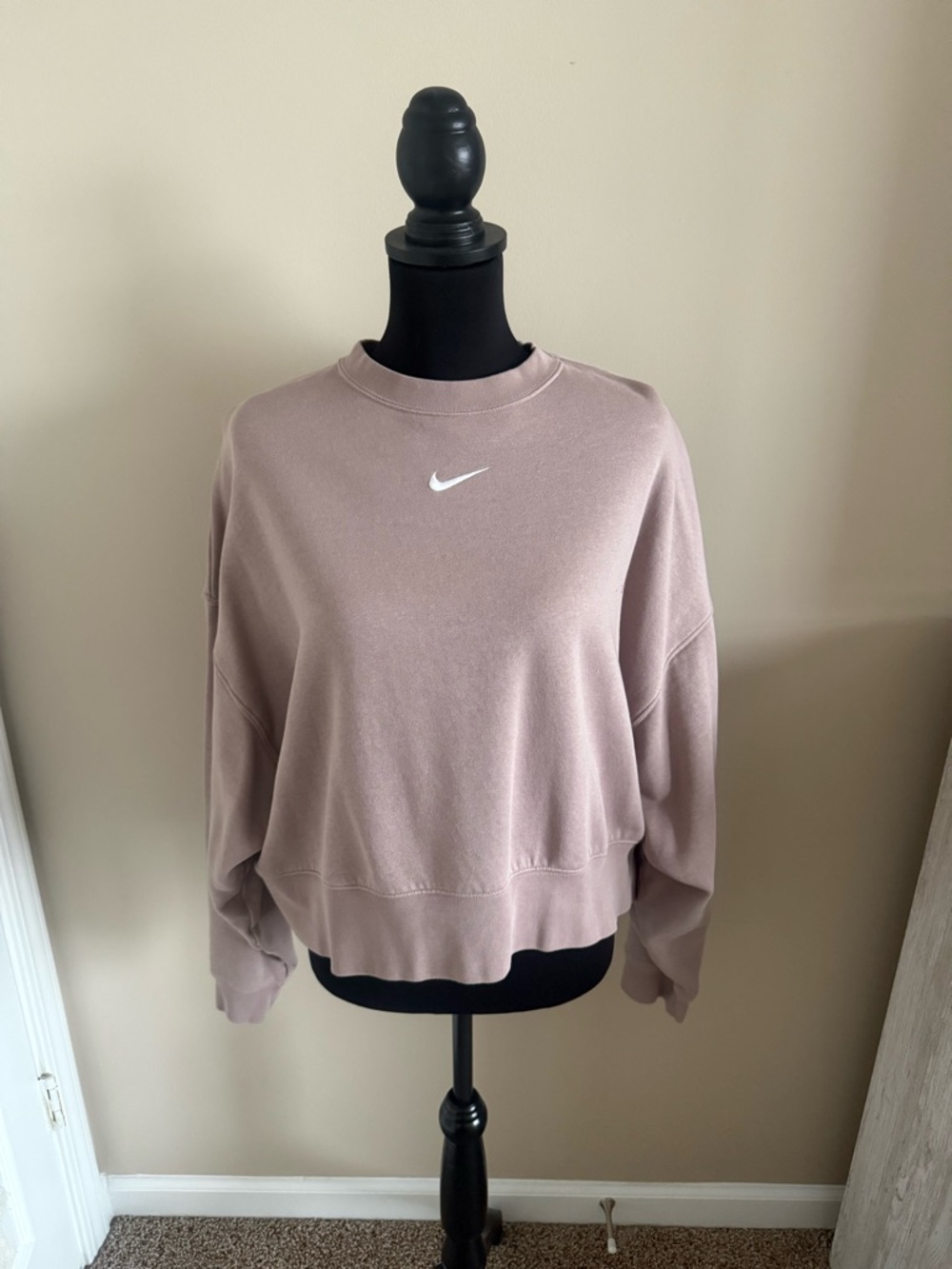 Nike Sportswear Phoenix Fleece Women's Over-Oversized Crew-Neck Sweatshirt